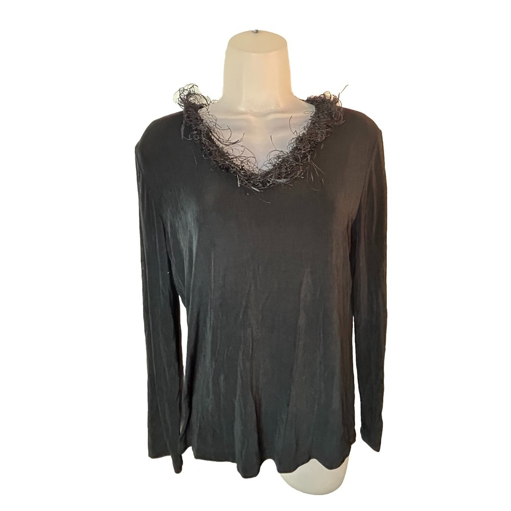 CHICO'S TRAVELERS Black Whimsigoth V-Neck Top Eyelash Trim Sz 1 Medium Stretchy